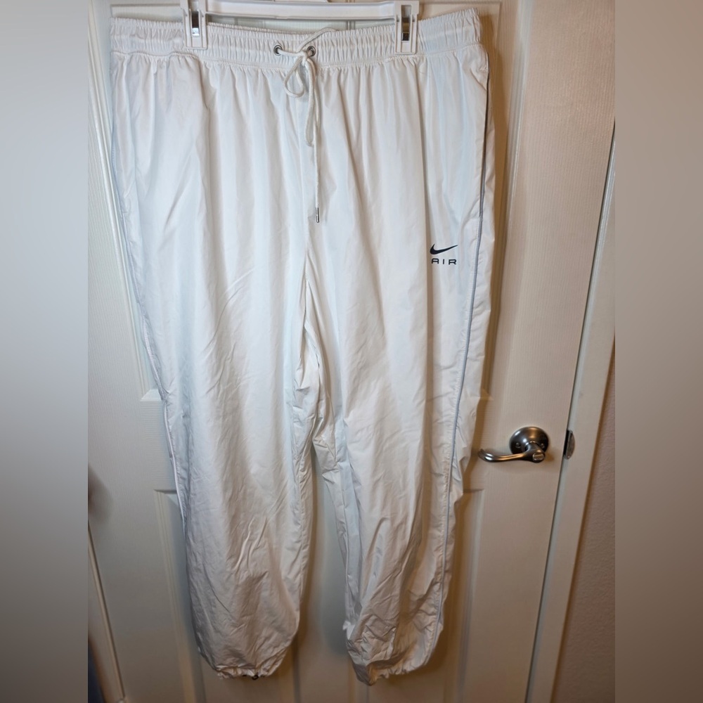 Nike Men's Sportswear Air Woven Pants White Medium Loose Fit - Picture 5 of 8